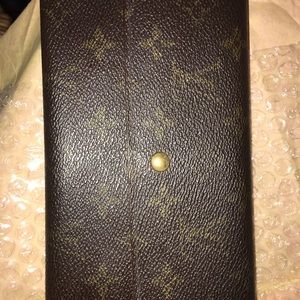 Louis Vuitton Wallet